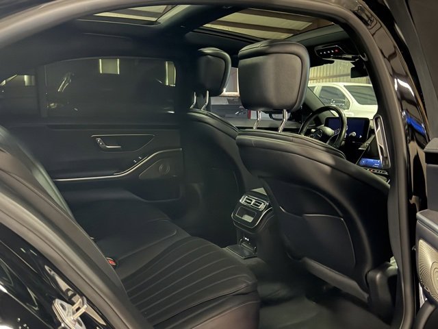 Used 2022 Mercedes-Benz S 500 4MATIC image 12