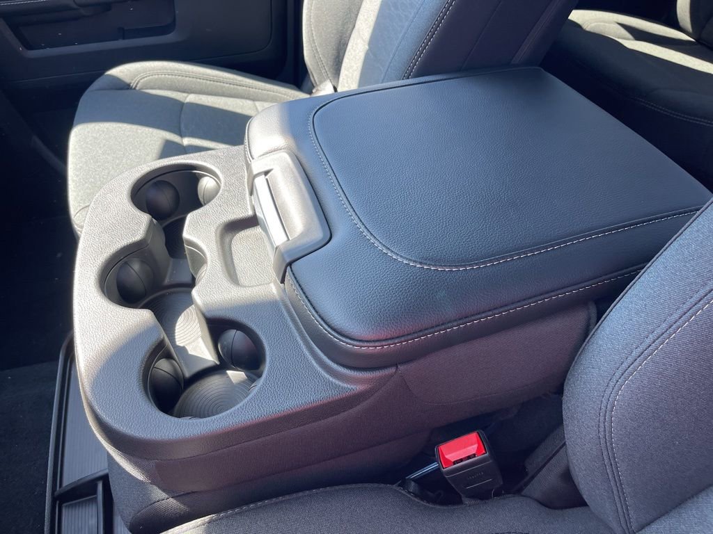 New 2025 RAM 2500 Big Horn AWD/4WD image 12