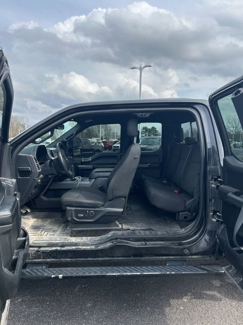 Used 2018 Ford F150 XLT w/ Equipment Group 302A Luxury image 12