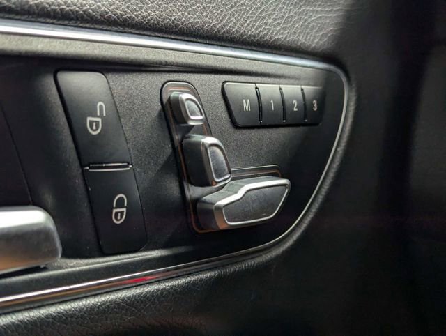 Used 2019 Mercedes-Benz CLA 250 image 16