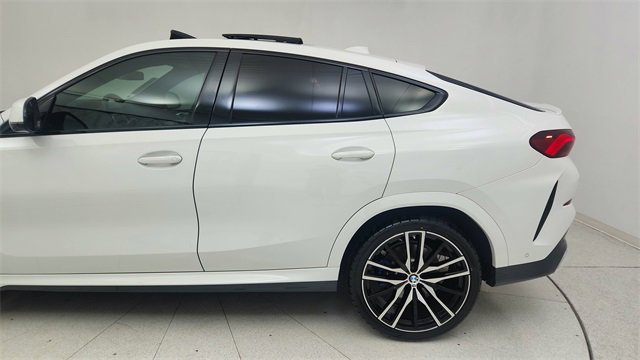 Used 2023 BMW X6 xDrive40i w/ Executive Package image 11