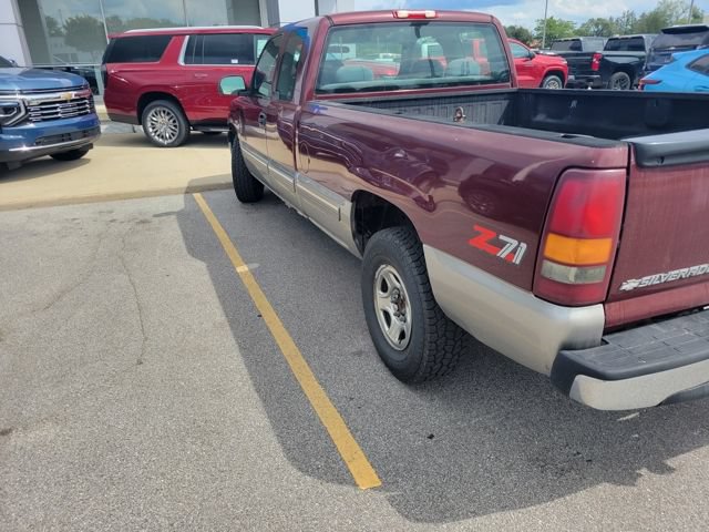 Used 2000 Chevrolet Silverado 1500 LS AWD/4WD image 4