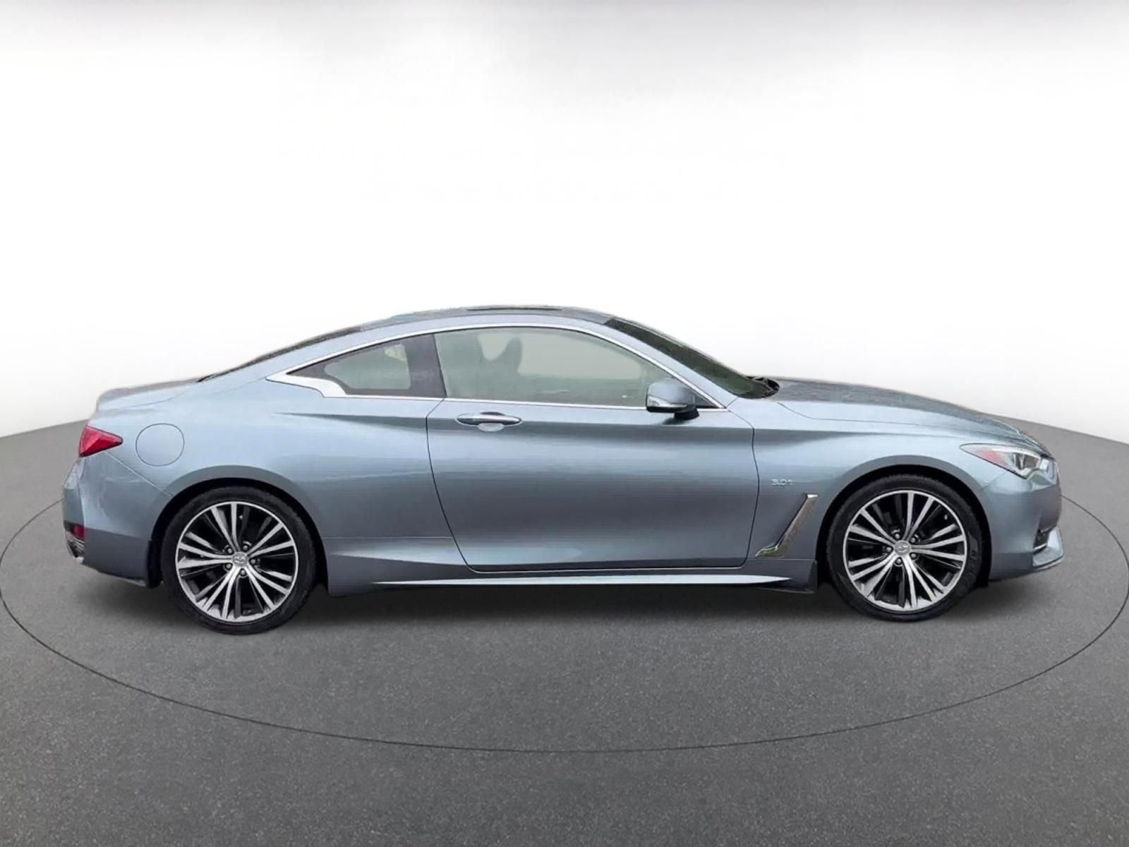 Used 2018 INFINITI Q60 3.0t Luxe AWD/4WD image 16