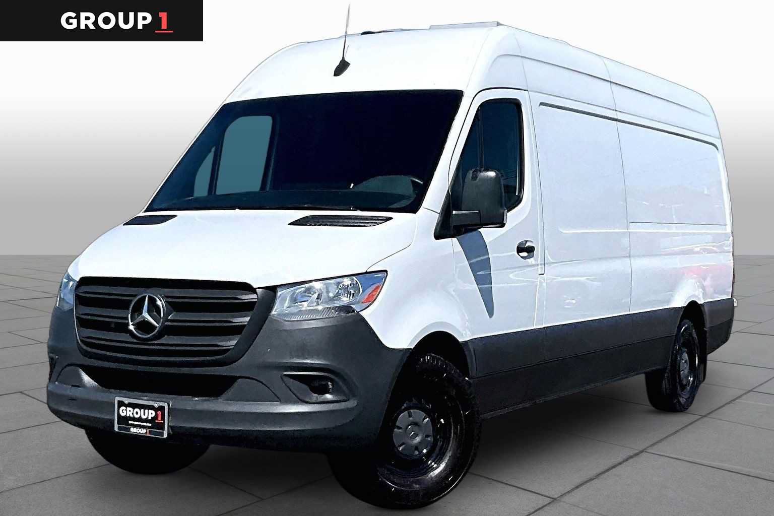 Used 2023 Mercedes-Benz Sprinter 2500 image 1