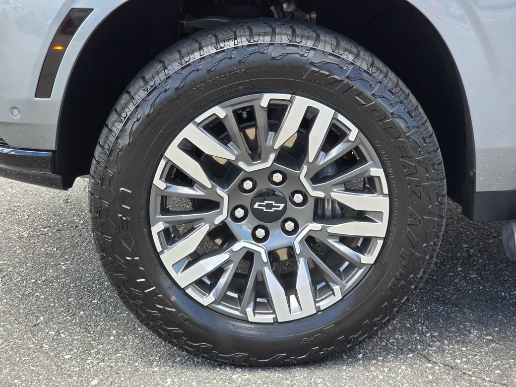Certified 2025 Chevrolet Tahoe Z71 w/ Z71 Off-Road Package AWD/4WD image 26