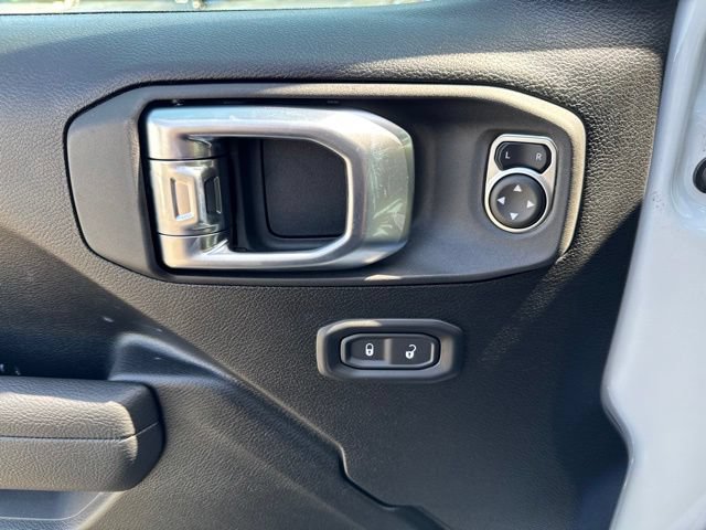 New 2026 Jeep Gladiator Overland AWD/4WD image 11