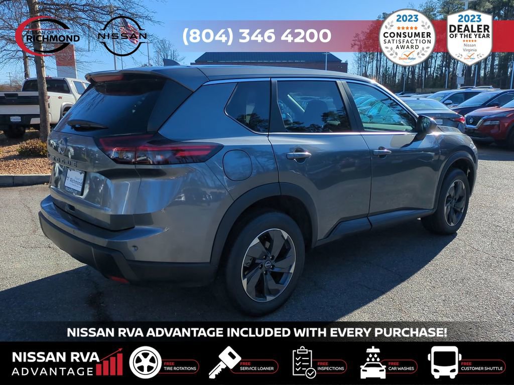 Used 2025 Nissan Rogue SV image 5