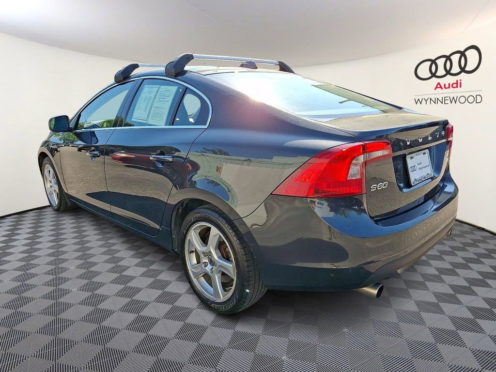 Used 2012 Volvo S60 T5 w/ Climate Pkg FWD image 4