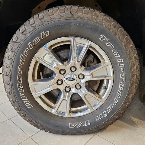 Certified 2017 Ford F150 XLT w/ Equipment Group 302A Luxury image 10