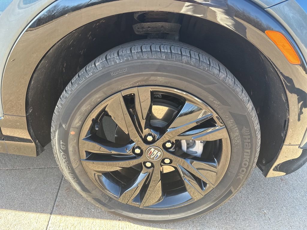 Certified 2024 Buick Encore GX Sport Touring image 39