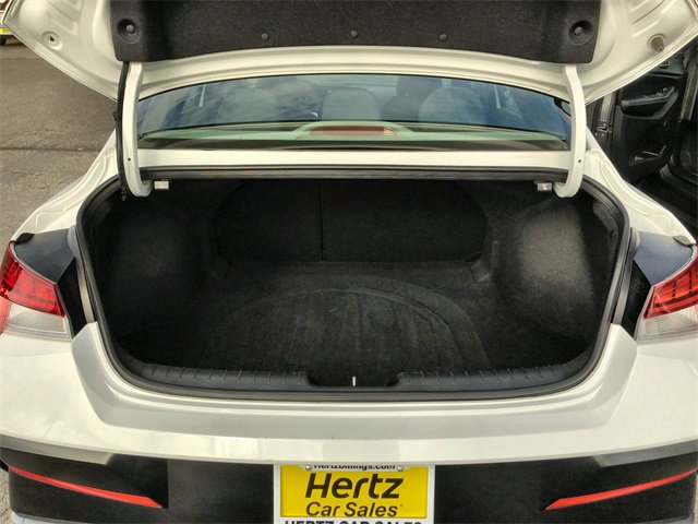 Used 2025 Hyundai Elantra SEL image 24