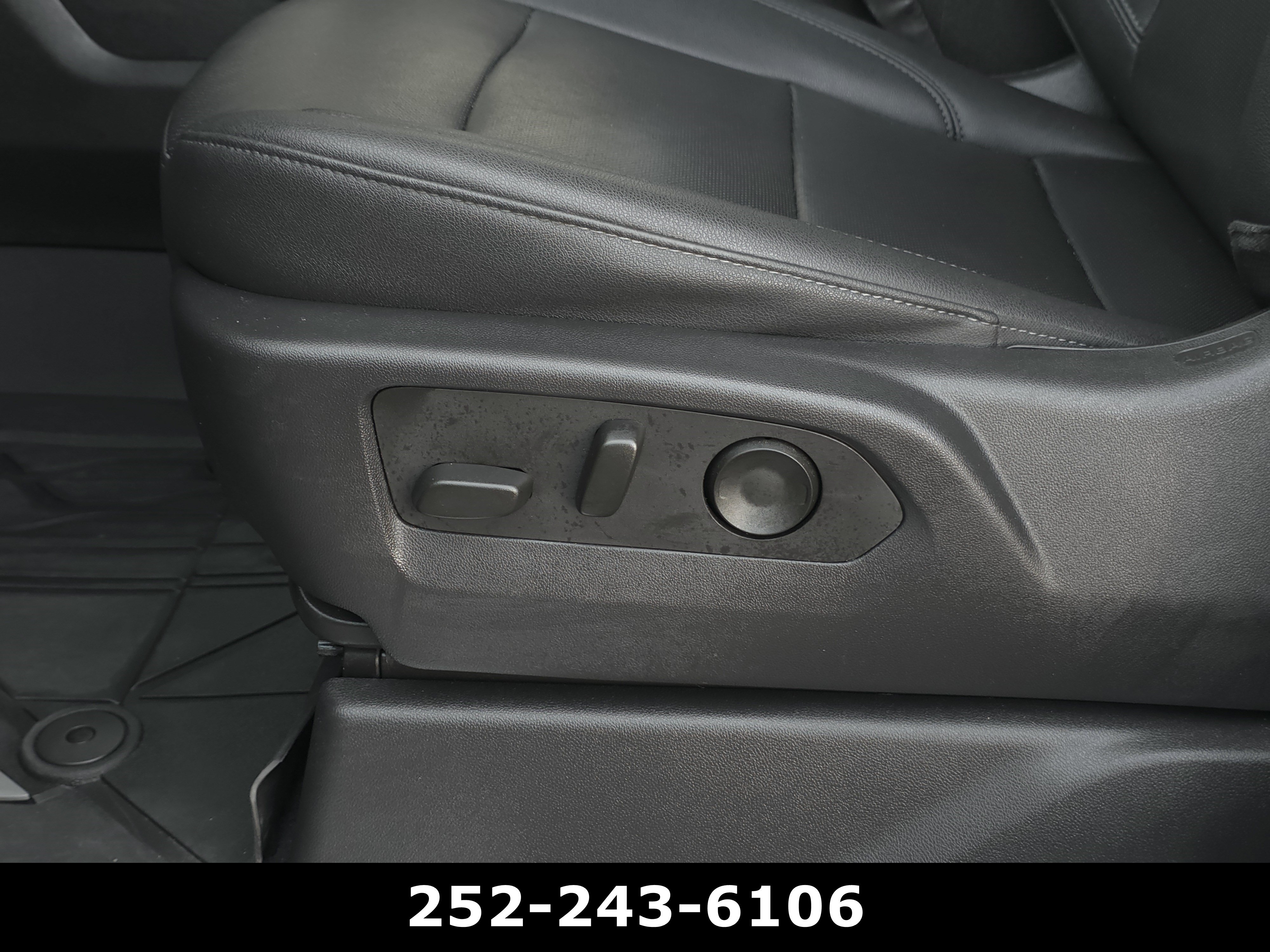 Used 2023 Chevrolet Silverado 1500 LTZ w/ LTZ Premium Package AWD/4WD image 11