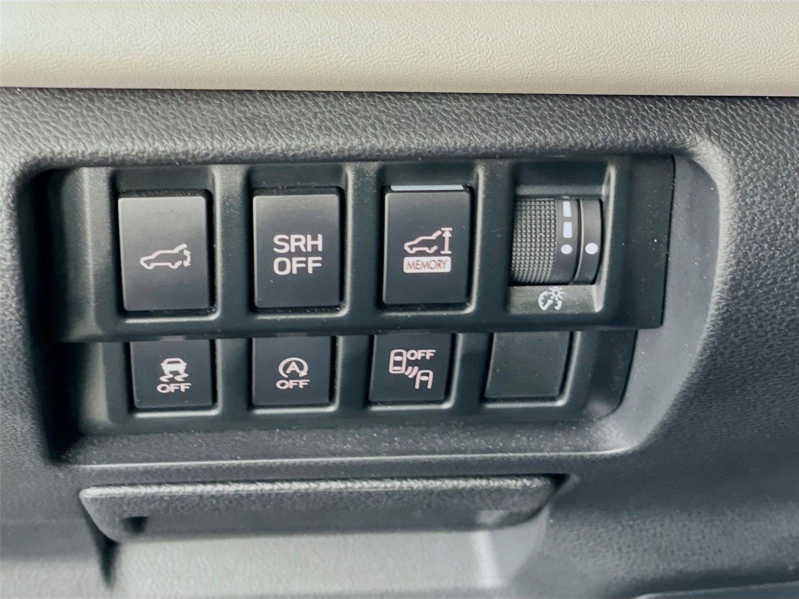 Used 2023 Subaru Forester Limited AWD/4WD image 14