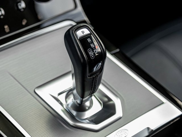 Used 2023 Land Rover Range Rover Evoque S image 18