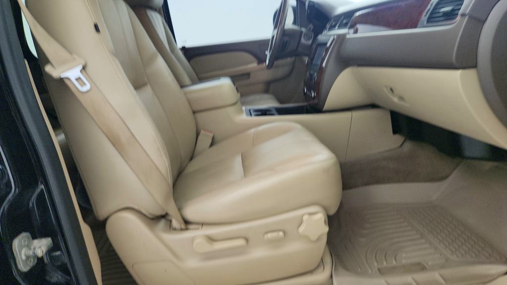 Used 2013 Chevrolet Tahoe LT RWD image 27
