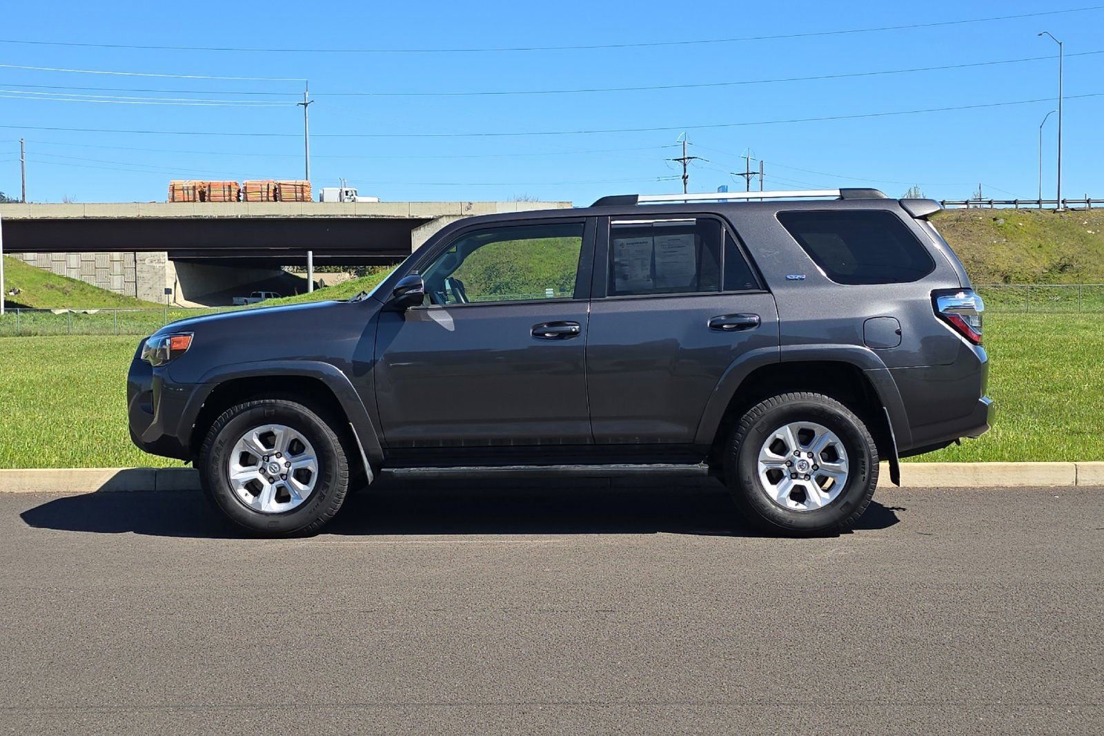 Used 2020 Toyota 4Runner SR5 Premium image 6