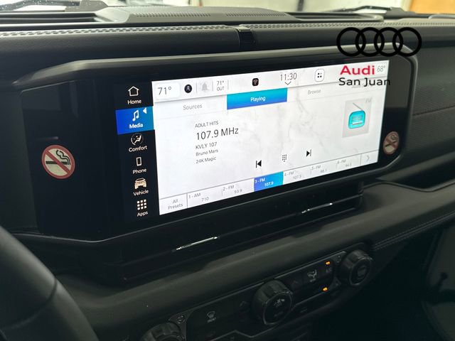 Used 2025 Jeep Wrangler Rubicon image 17