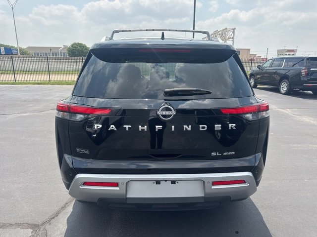 Used 2023 Nissan Pathfinder SL image 4