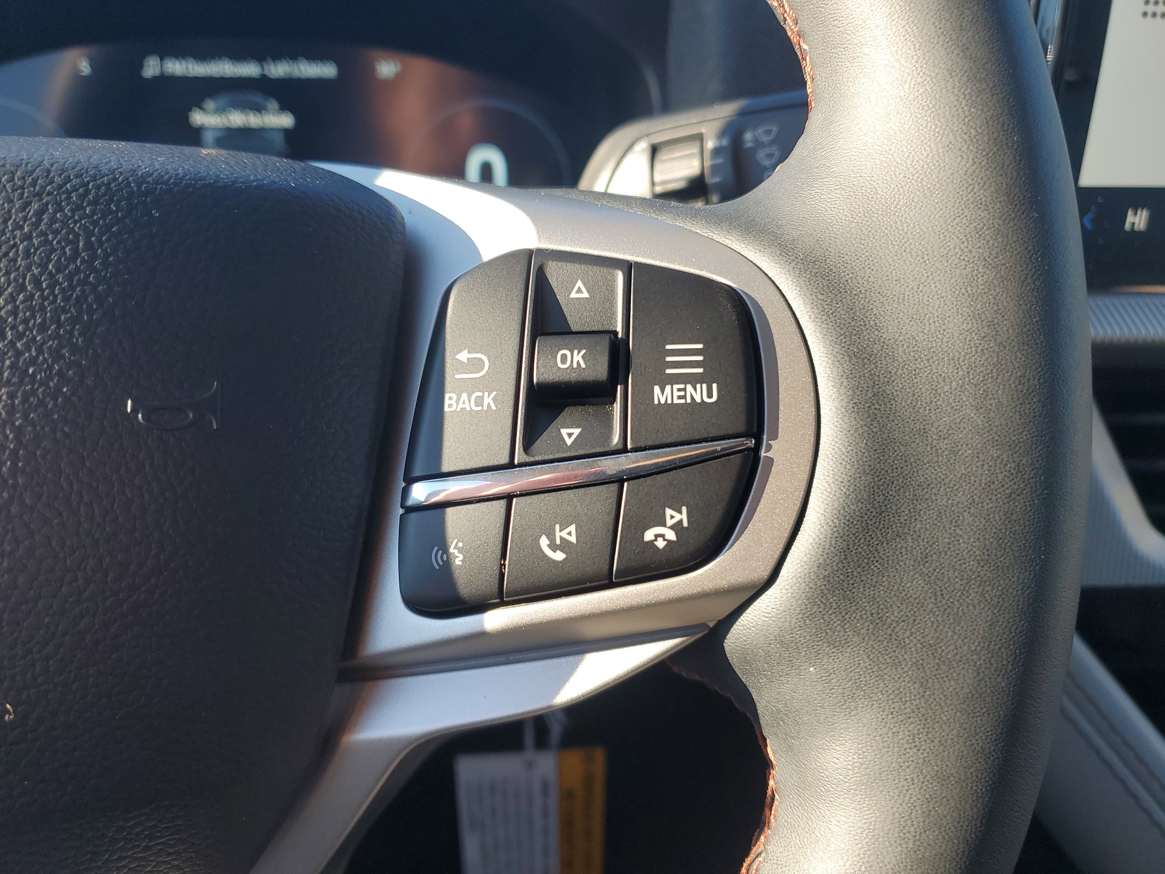 New 2026 Ford Explorer Active image 23