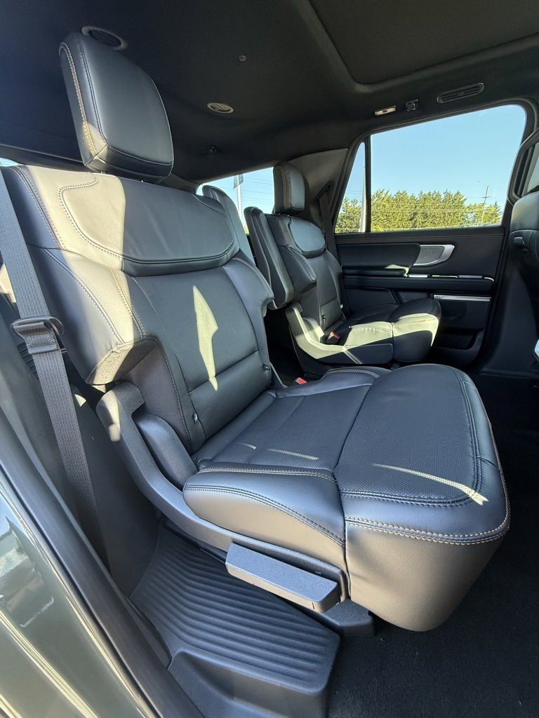 New 2025 Ford Expedition Tremor image 24