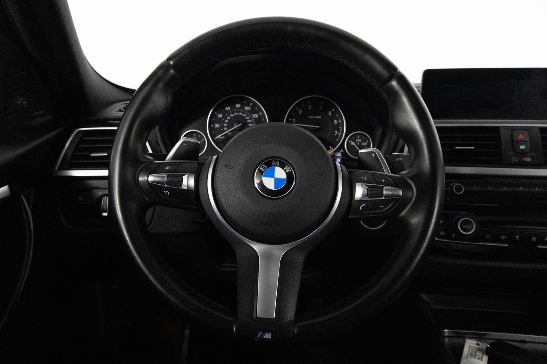 Used 2017 BMW 340i xDrive Sedan AWD/4WD image 23