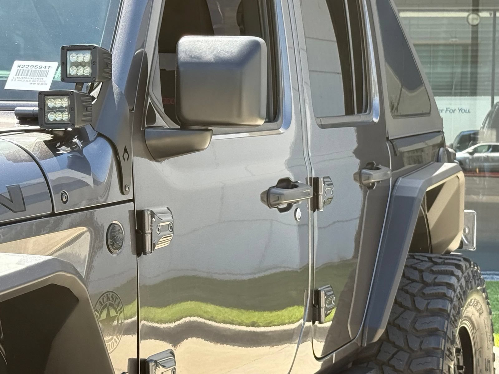 Used 2018 Jeep Wrangler Unlimited Rubicon AWD/4WD image 4