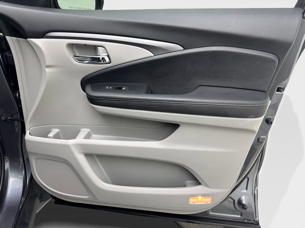 Used 2023 Honda Ridgeline RTL-E image 49
