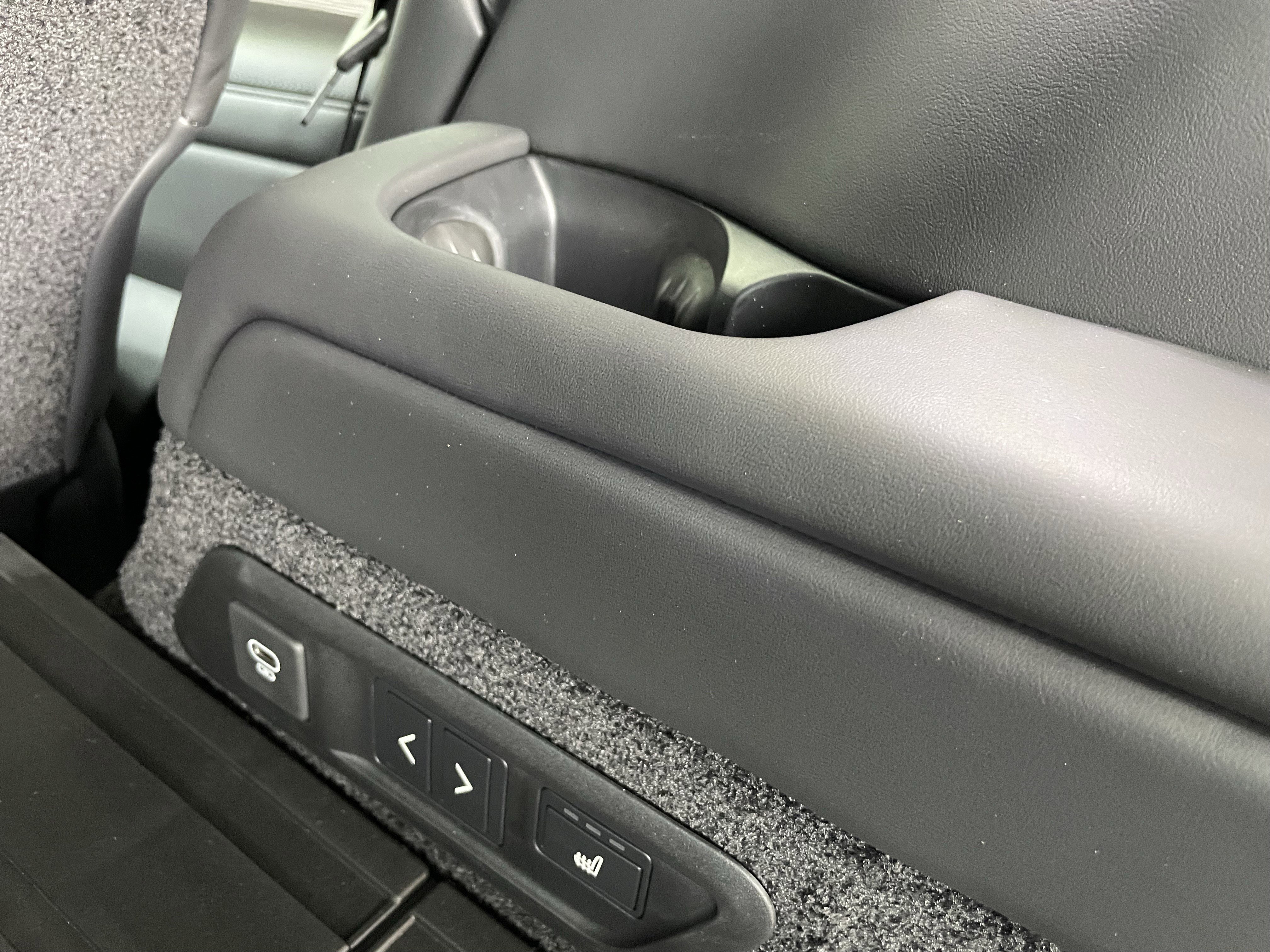 Used 2025 Land Rover Range Rover Long Wheelbase SE image 43