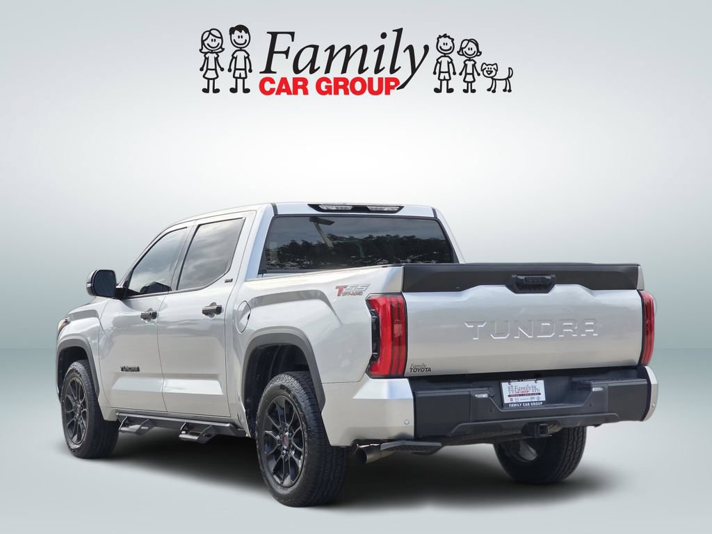 Used 2022 Toyota Tundra SR5 w/ Convenience Package RWD image 3