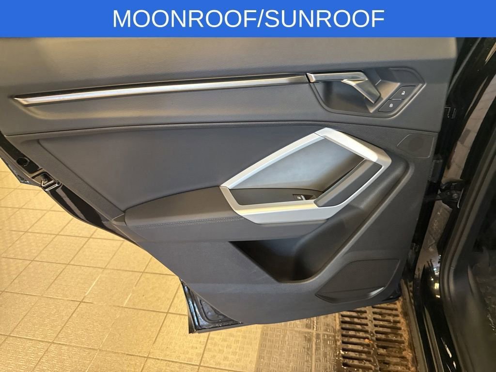 Used 2025 Audi Q3 2.0T Premium w/ Convenience Package image 18