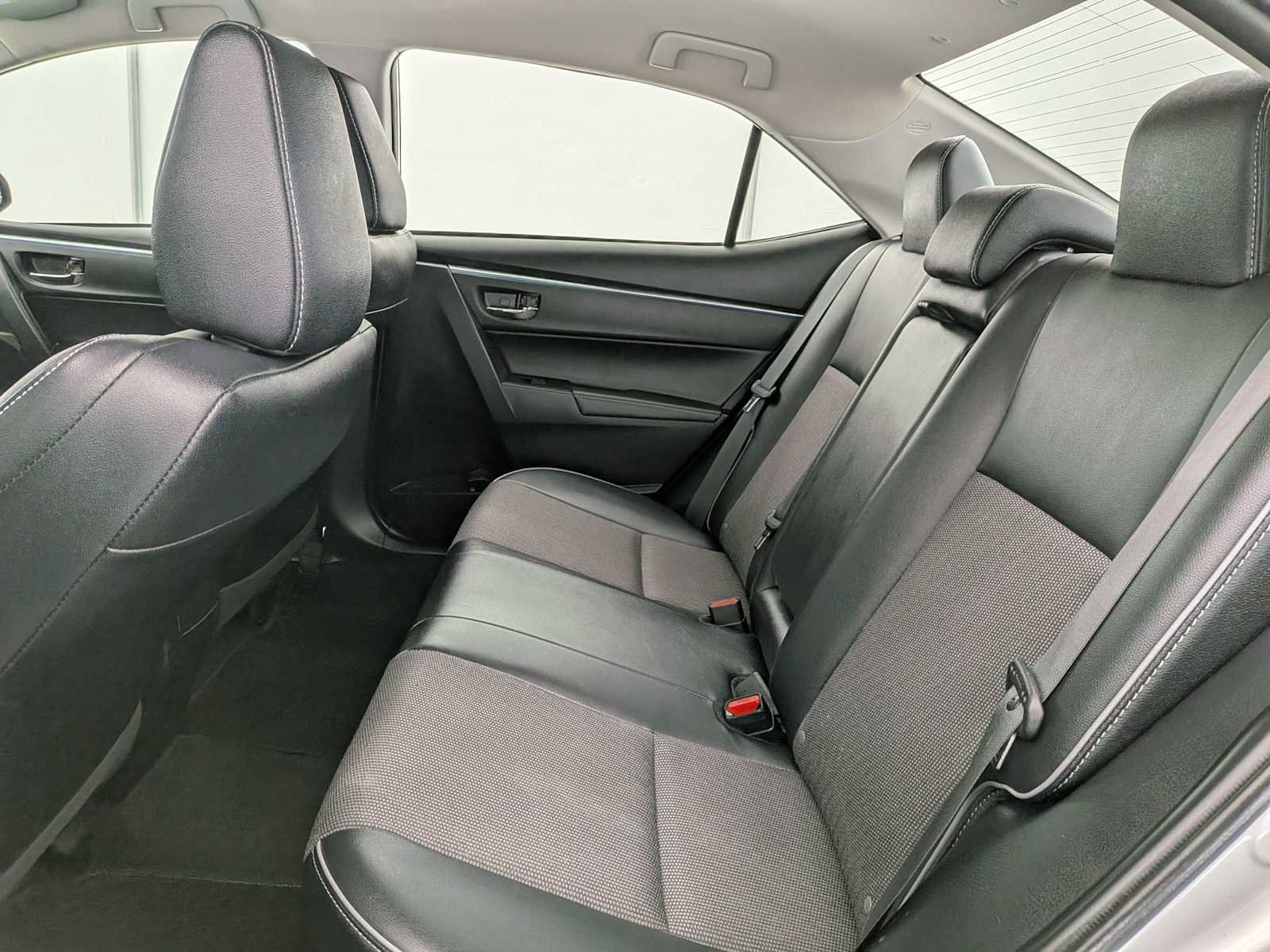 Used 2016 Toyota Corolla S image 20