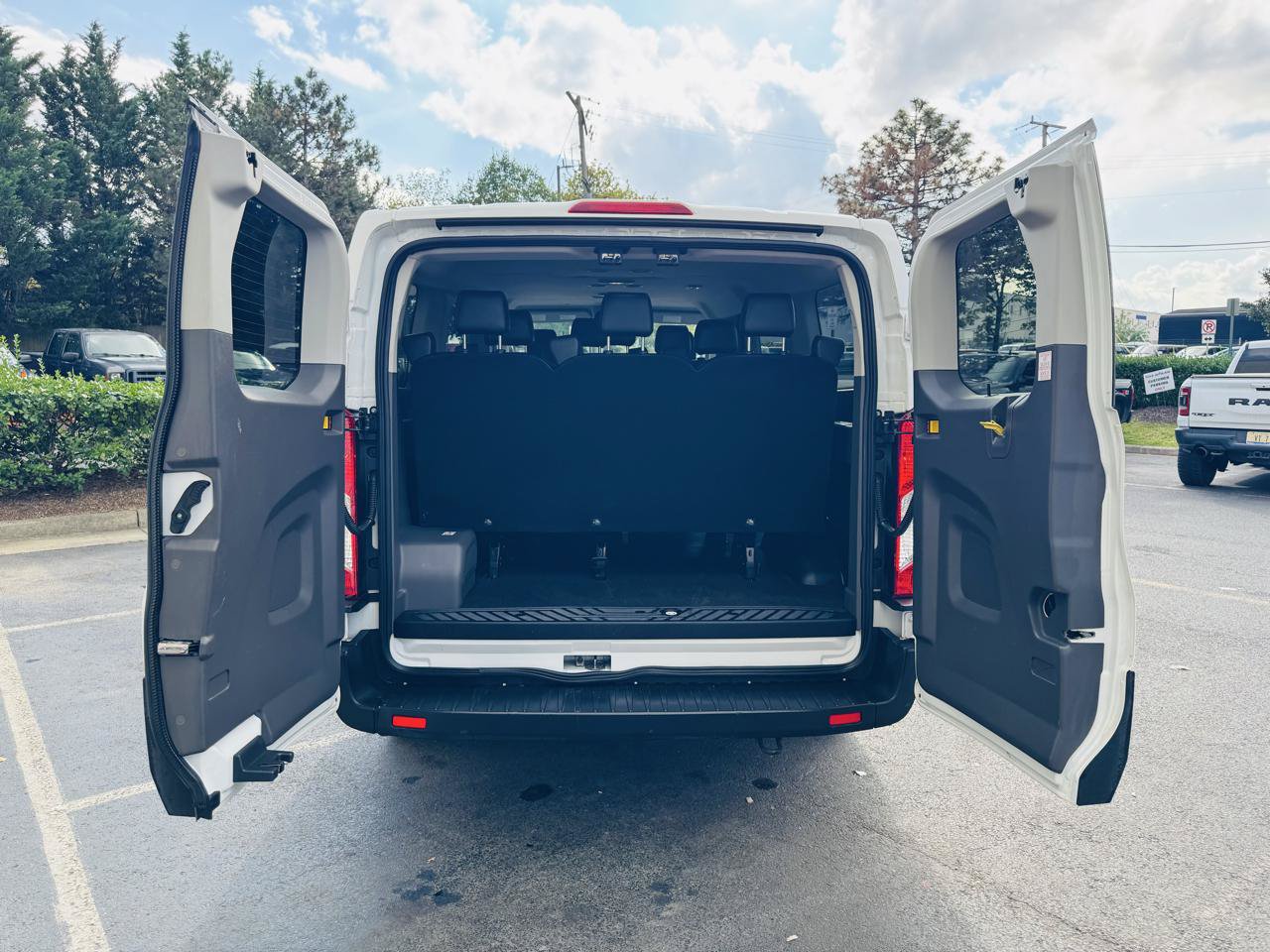Used 2021 Ford Transit 150 XL RWD image 37