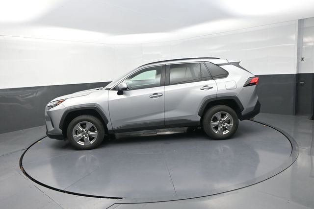 Used 2024 Toyota RAV4 XLE FWD image 46