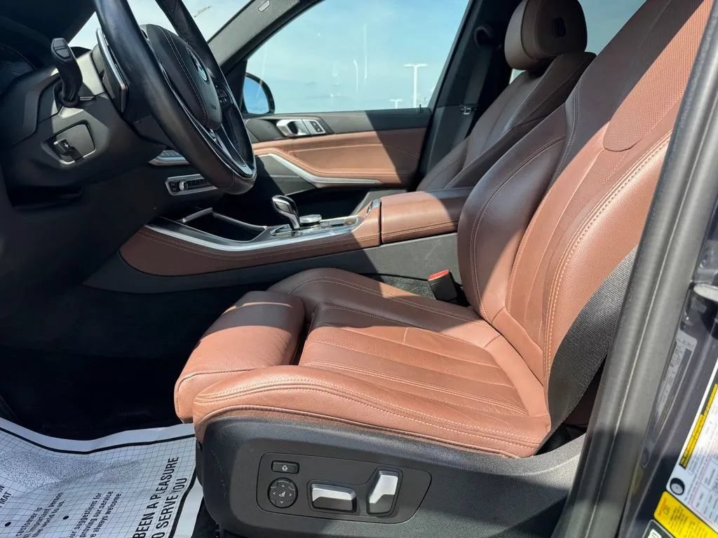Used 2022 BMW X5 xDrive40i AWD/4WD image 9