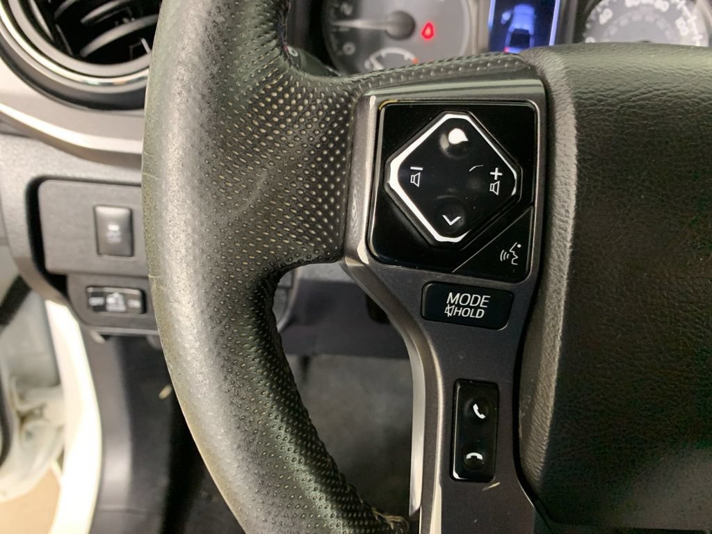 Used 2023 Toyota Tacoma TRD Off-Road AWD/4WD image 19