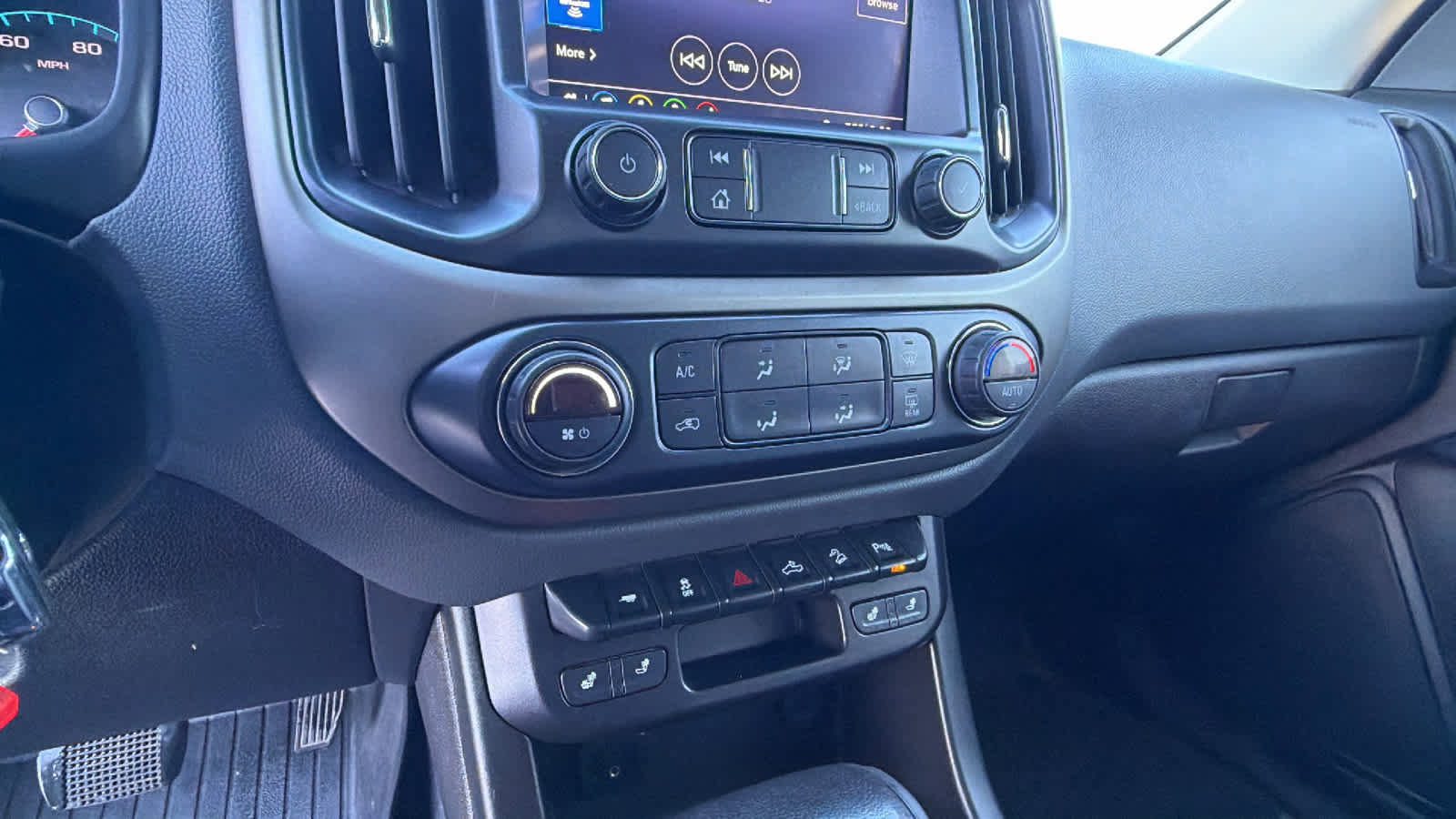 Used 2019 Chevrolet Colorado Z71 image 14