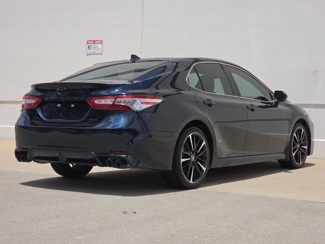 Used 2020 Toyota Camry XSE FWD image 4