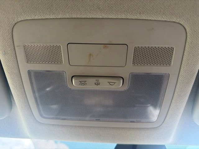 Used 2021 Hyundai Venue SEL FWD image 35