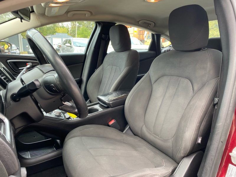 Used 2017 Chrysler 200 LX w/ Touring Convenience Group image 10