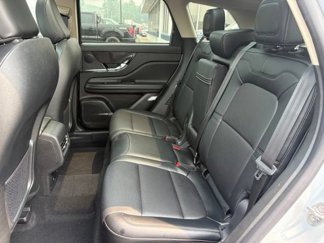 Used 2025 Lincoln Corsair AWD w/ Equipment Group 101A image 19