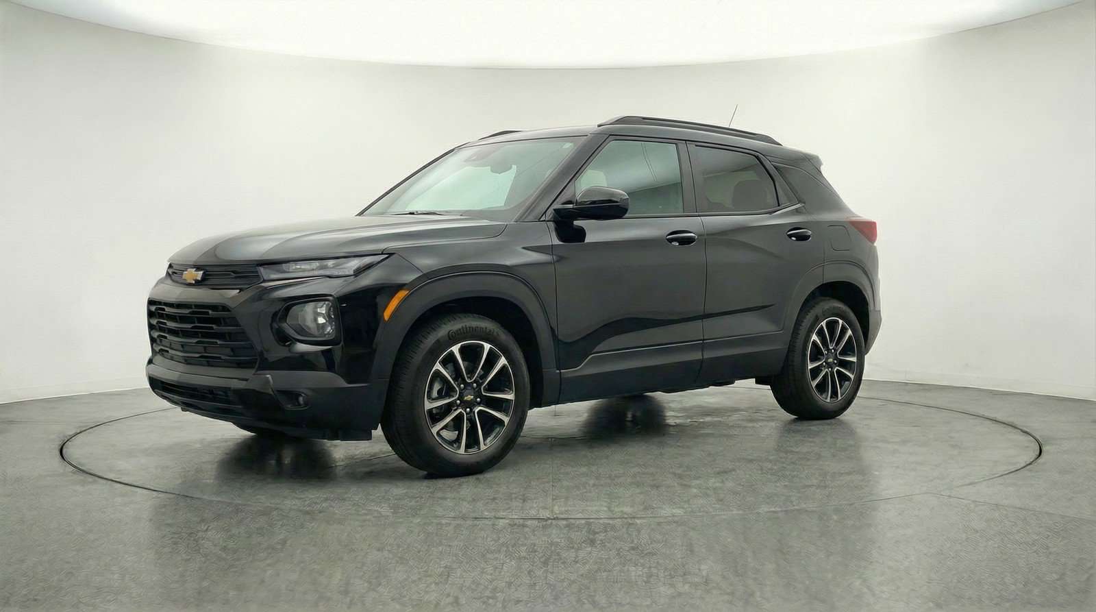 Used 2025 Chevrolet TrailBlazer LT image 3