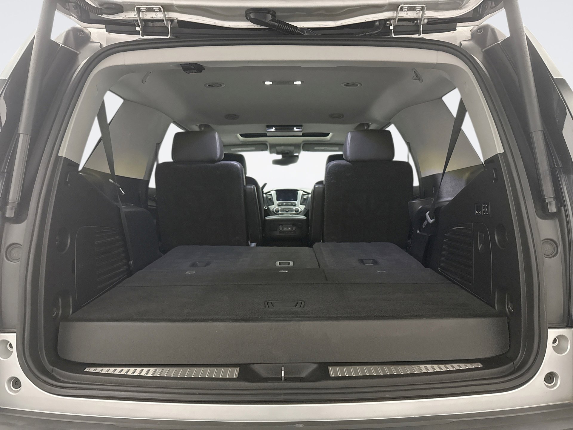 Used 2019 GMC Yukon SLT w/ Premium Edition AWD/4WD image 25