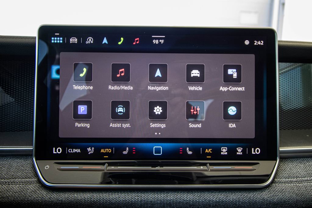 Used 2025 Volkswagen Tiguan S FWD image 42