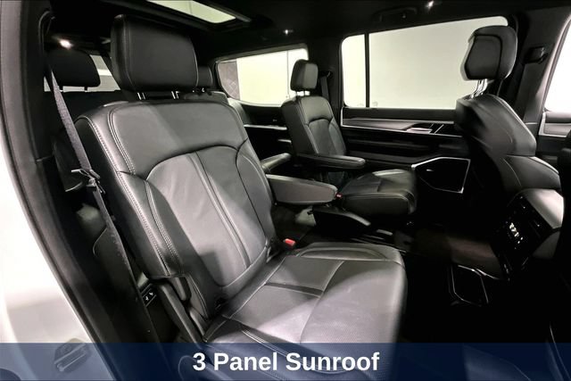 Used 2024 Jeep Wagoneer Series II AWD/4WD image 34