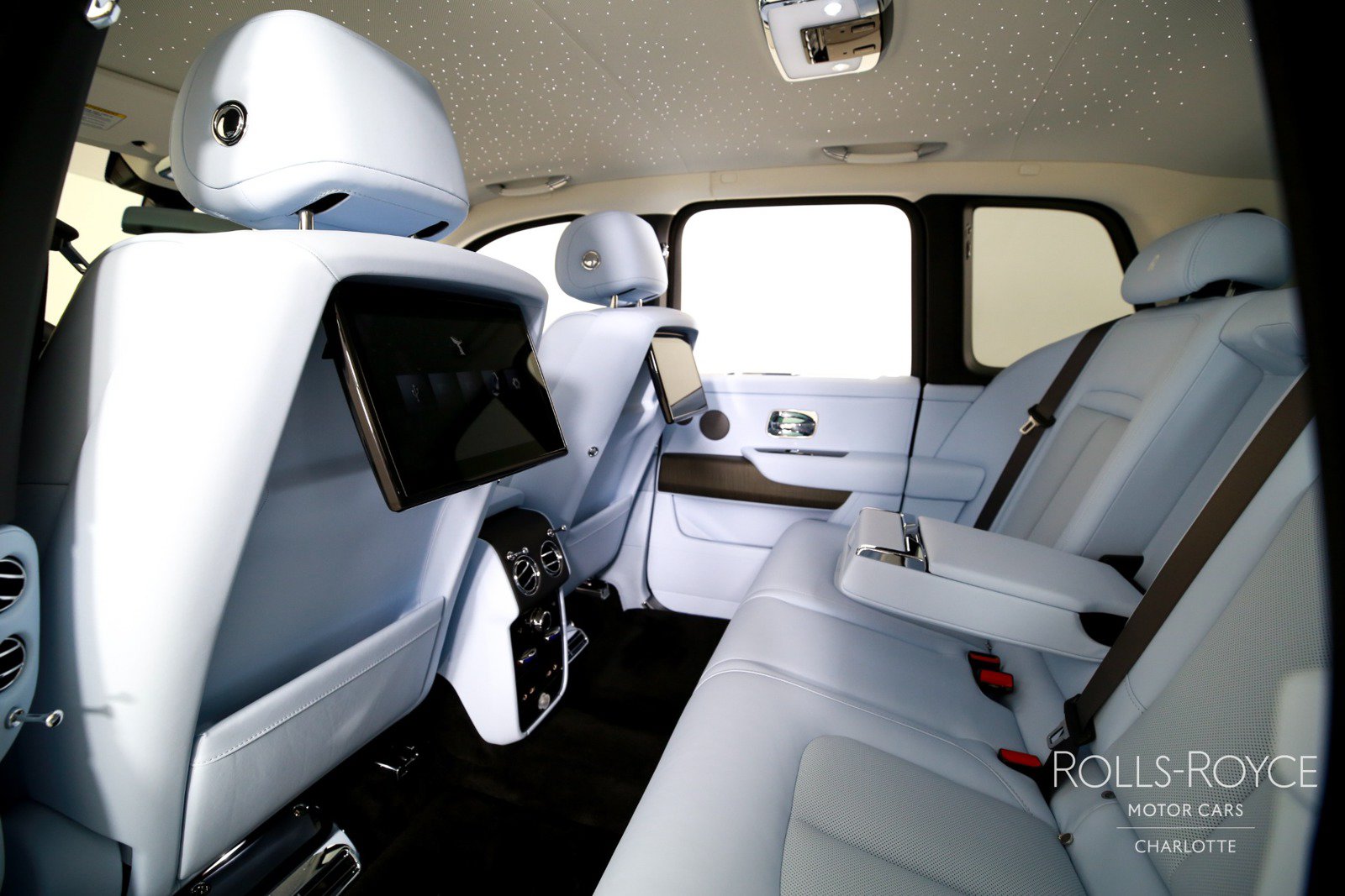 New 2026 Rolls-Royce Cullinan AWD/4WD image 21