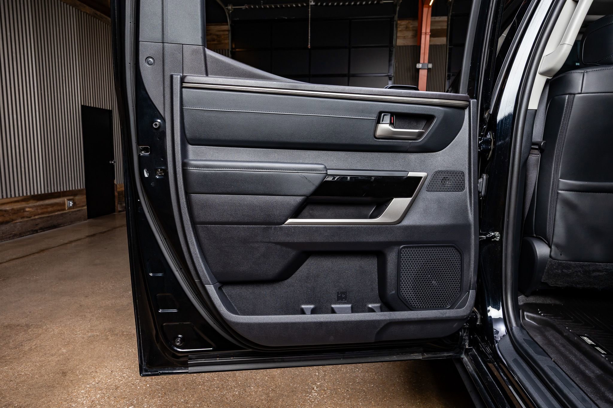 Used 2023 Toyota Tundra Limited image 36