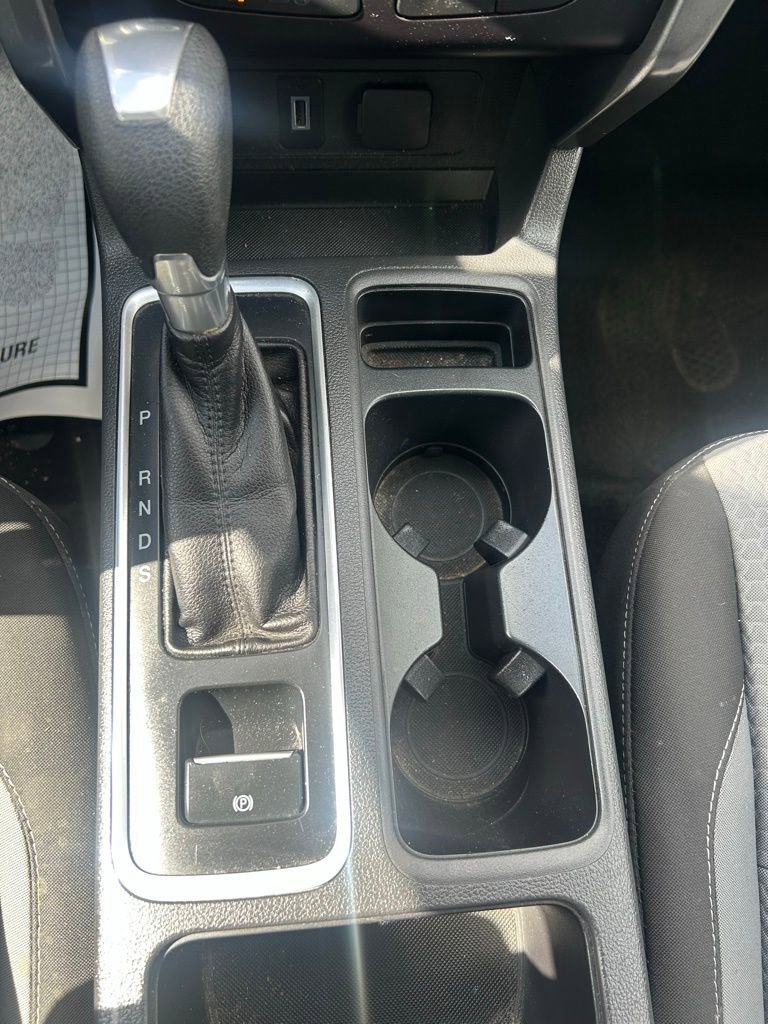 Used 2017 Ford Escape SE image 19