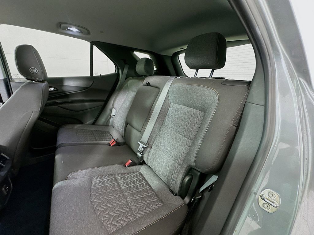 Used 2023 Chevrolet Equinox LT image 23