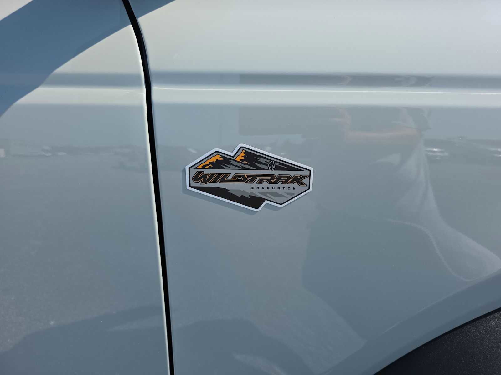 Used 2024 Ford Bronco Wildtrak image 12