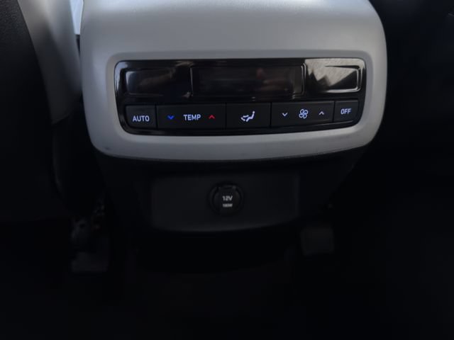 Used 2025 Hyundai Palisade SEL FWD image 26
